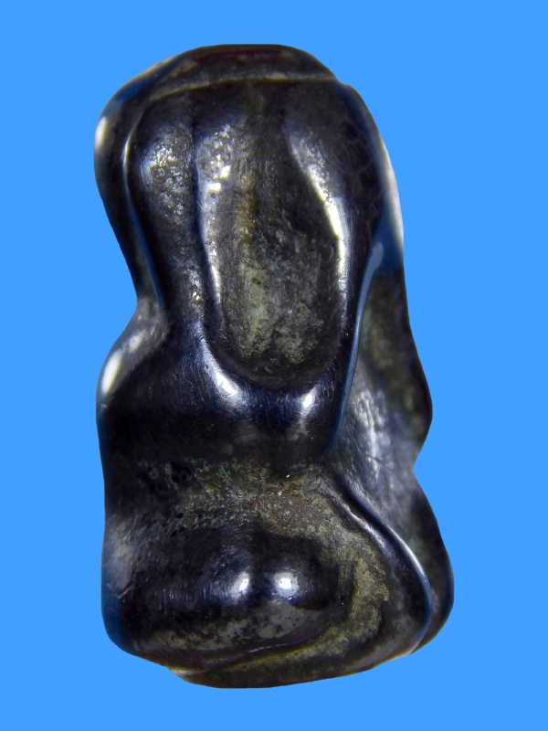 พระปิดตา หลวงปู่จันทร์ วัดบ้านยาง จ.นครปฐม พิมพ์หูกระต่าย เนื้อเมฆพัด