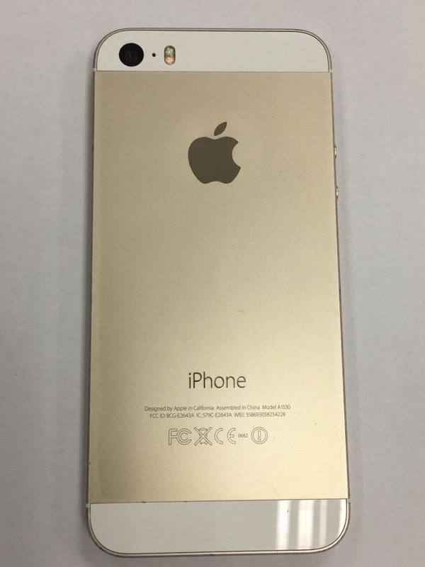 iPhone 5s สีดำ 16GB โมเดลTH/A เครื่องศูนย์ไทย ไม่ติดล็อก สีทอง สภาพสวย
