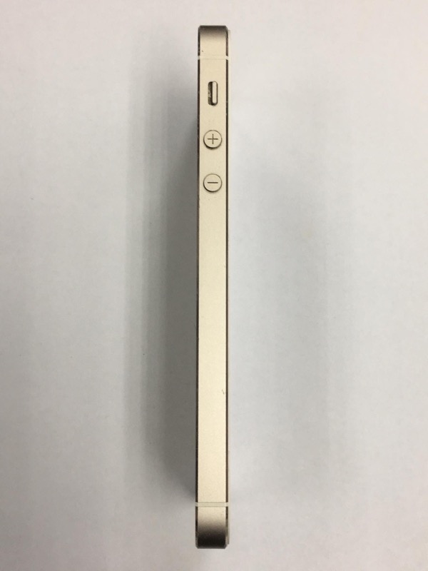 iPhone 5s สีดำ 16GB โมเดลTH/A เครื่องศูนย์ไทย ไม่ติดล็อก สีทอง สภาพสวย