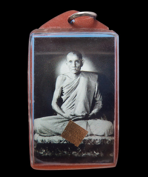 รูปถ่าย หลวงพ่อกวย ชุตินธโร วัดโฆษิตาราม ปี 58 รุ่นประสบการณ์ หลังยันต์ตุ๊กตา 