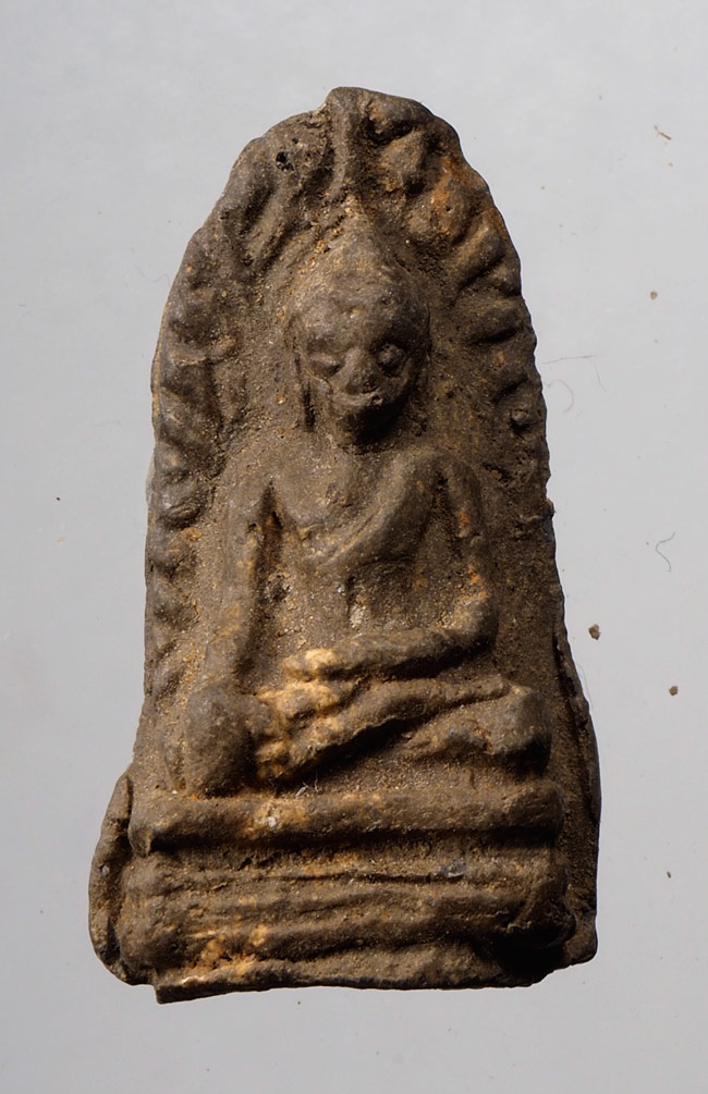 20บาท...พระรอด เนื้อดิน ไม่ทราบที่///C287