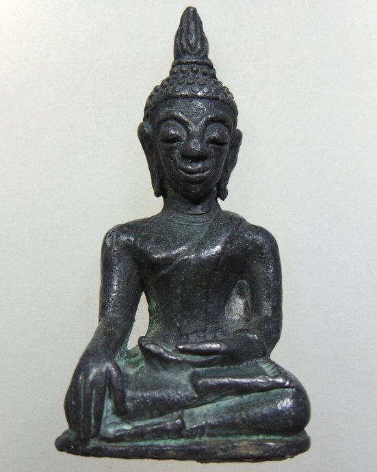 ๒๐ รูปหล่อพระพุทธ
