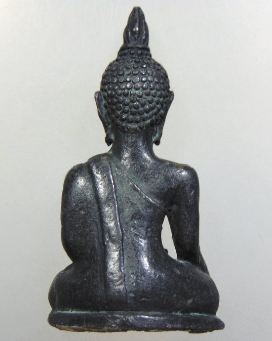 ๒๐ รูปหล่อพระพุทธ