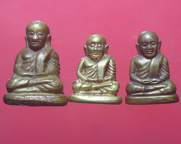 รูปหล่อหลวงพ่อเงิน บางคลาน พิจิตร เคาะเดียว