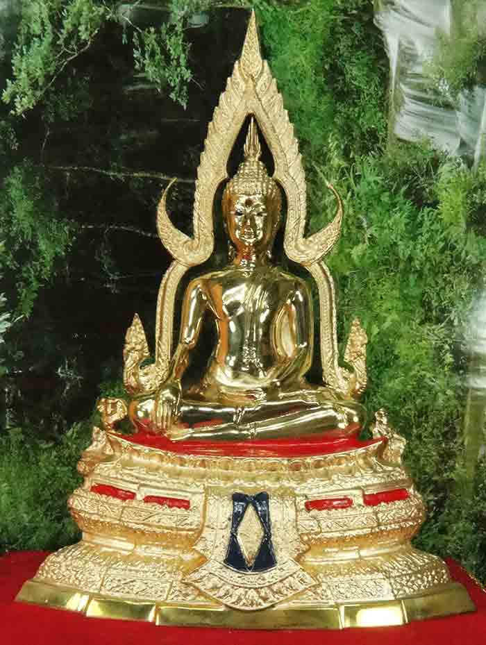 พระพุทธชินราช วัดพระศรีรัตนมหาธาตุ (วัดใหญ่) จ.พิษณุโลก ซุ้มถอดได้ ฐานหน้าอกเลาเนื้อทองเหลืองขัดมัน 