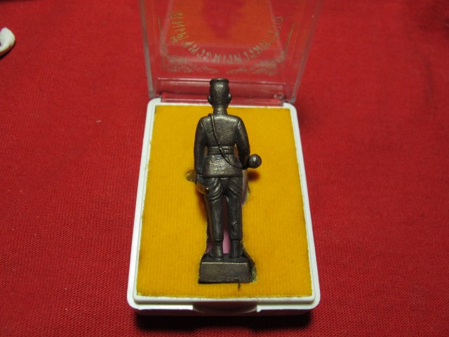 รูปหล่อพระนเรศวร วัดใหญ่ชัยมงคล