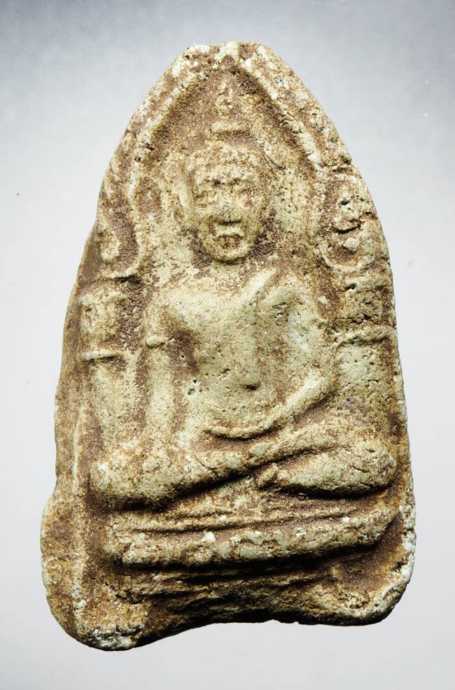 20บาท...พระเนื้อดินเก่า ไม่ทราบที่ ///C273