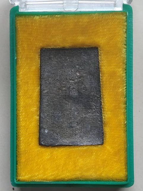 สมเด็จวัดระฆัง 108 ปี เนื้อตะกั่วถ้ำชา สวยเดิม พร้อมกล่องและ กลักกระดาษ