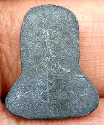 ปิดตานะหัวเข่า เนื้อชิน หลังจาร ท่านเจ้าคุณผล วัดหนัง