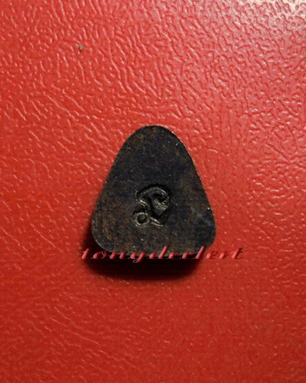 พระปิดตาหลังยันต์นะองค์จิ๋ว หลวงปู่ดี วัดเทวสังฆาราม(วัดเหนือ) จ.กาญจนบุรี สวยมากค่ะ