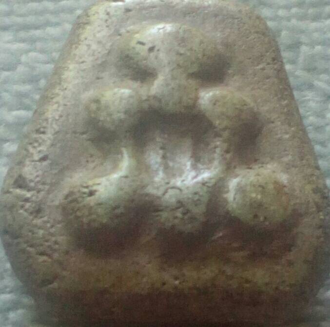 พระปิดผงกระดูกผี