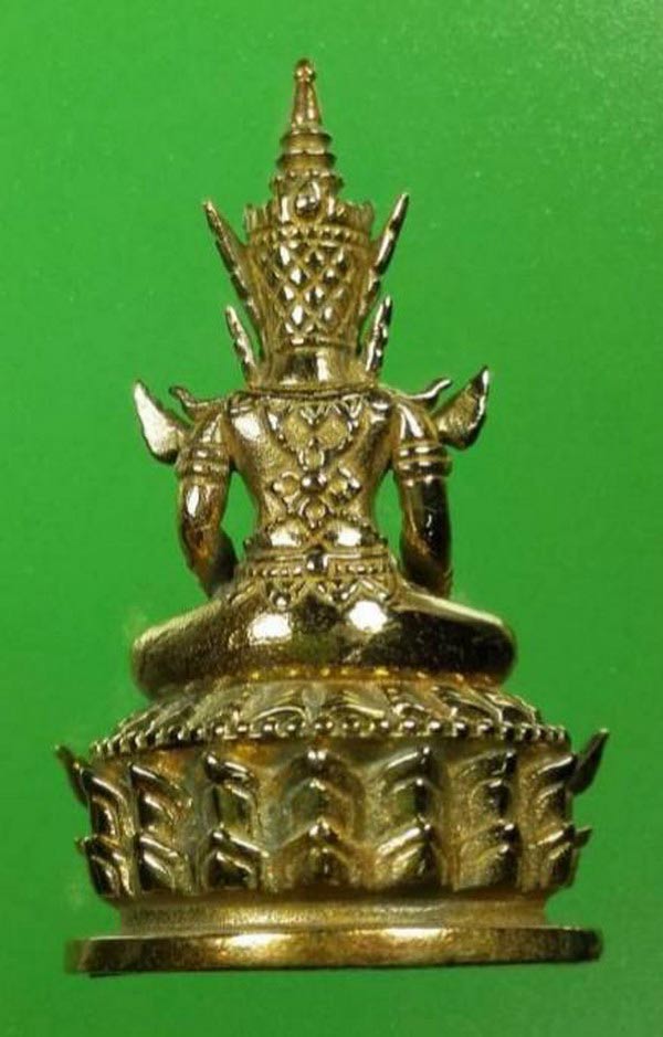 พระกริ่งเศรษฐีนางพญา พิ้งค์โกลด์ พิมพ์เล็ก สูง 3 ซม. วัดนางพญา พิษณุโลก ปี 2556