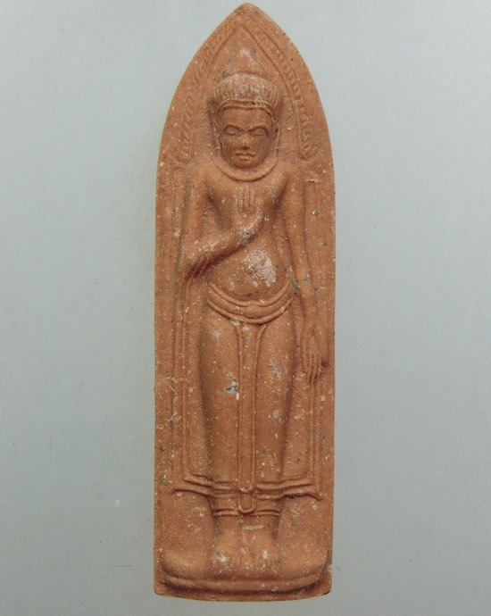 ๒๐ พระร่วงหลังรางปืนมวลสารผงต้นโพธิ์อายุ๗๐๐ปี วัดท่าเกษม จ สุโขทัย