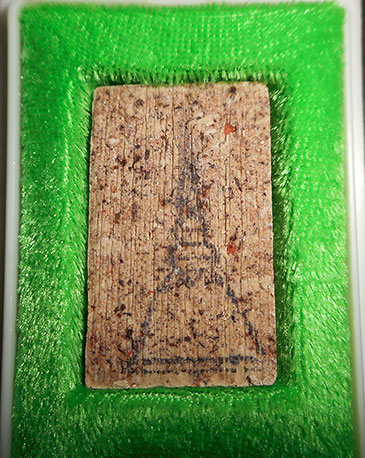 พระสมเด็จบางขุนพรหม รุ่นย้อนยุค  2547 พิมพ์ฐานแซมใหญ่ ผสมผงเนื้อพระสมเด็จบางขุนพรหม