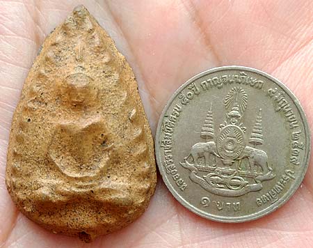 *กลีบบัวสมาธิ เนื้อดินเผา กรุเก่าวัดลิงขบ(บวรมงคล) กทม.(2)*