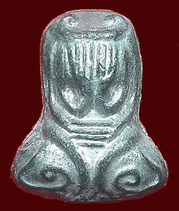 *พระปิดตา พิมพ์นะหัวเข่า เนื้อชิน ท่านเจ้าคุณผล วัดหนัง ฝั่งธนฯ*