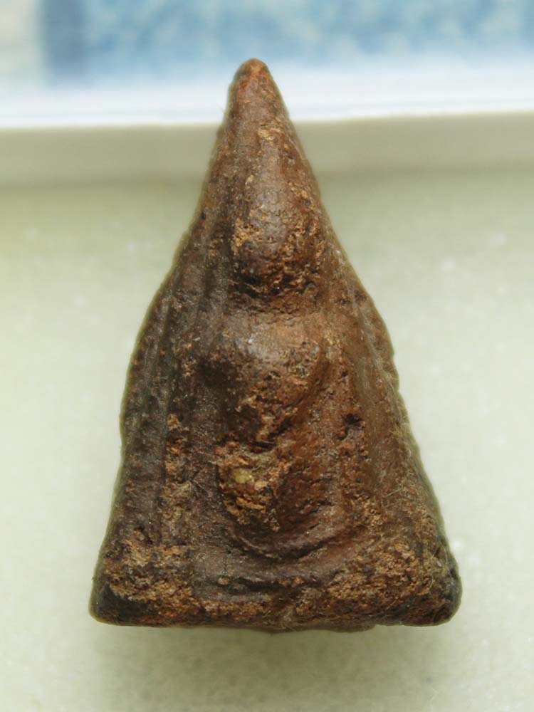 พระนางพญา เนื้อดินเก่า ไม่ทราบที่ 