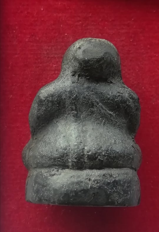 พระสังกัจจายน์เนื้อผงใบลาน หลวงพ่อกวย วัดโฆสิตาราม มีกริ่ง กริ่งดังดี