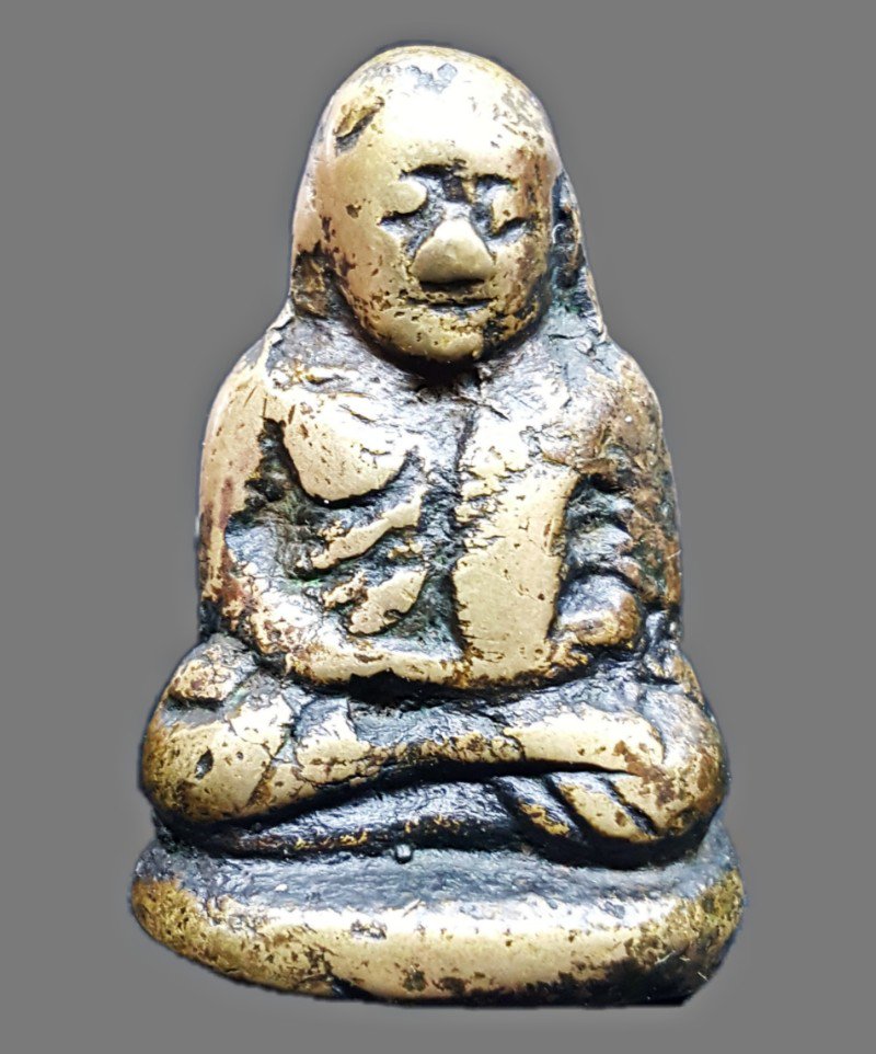 รูปหล่อหลวงพ่อเงินวัดบางคลาน จ.พิจิตร