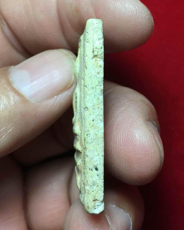 พระสมเด็จหลวงพ่ออยู่กรุวัดดักคะนนชัยนาท(พิมพ์สามชั้นนิยมสุด)องค์ที่ 2