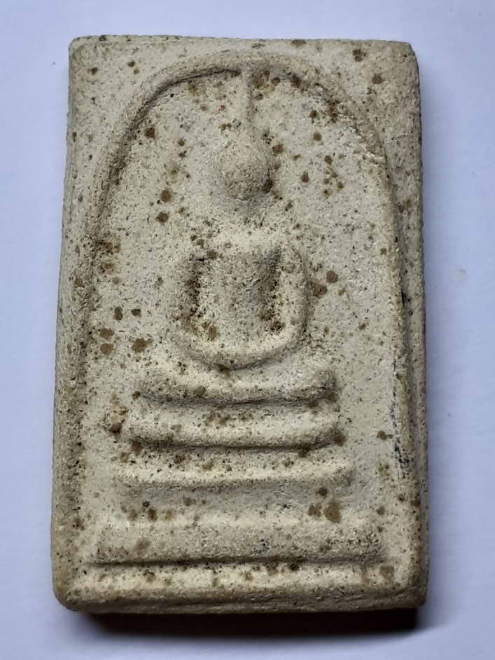 40 บาท พระสมเด็จเนื้อผง   หลังตรายาง สภาพผิวหิ้ง