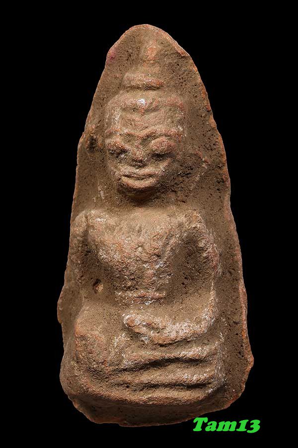 พระถ้ำเสือ กรุวัดเขาดีสลัก กรุใหม่ครับ กล่องเดิมจากวัดโดยตรงครับ ปัจจุบันหมดจากวัดแล้วครับ