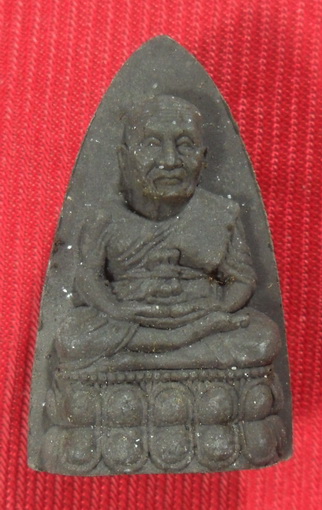 หลวงปู่ทวด เนื้อผง หลัง พร.อาจารย์นองปลุกเสกปี 2537