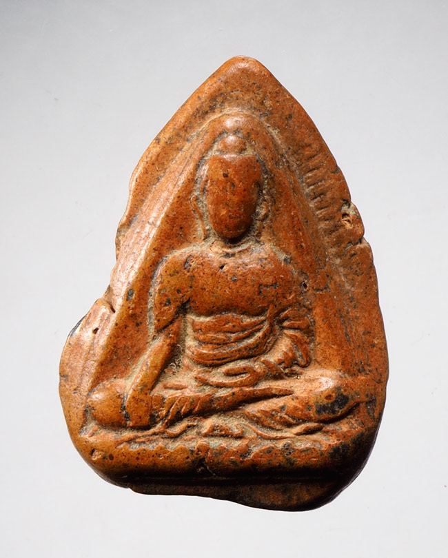 20บาท... พระกลีบบัว กรุลานดอกไม้ สุโขทัย เนื้อดินเผา ///D163