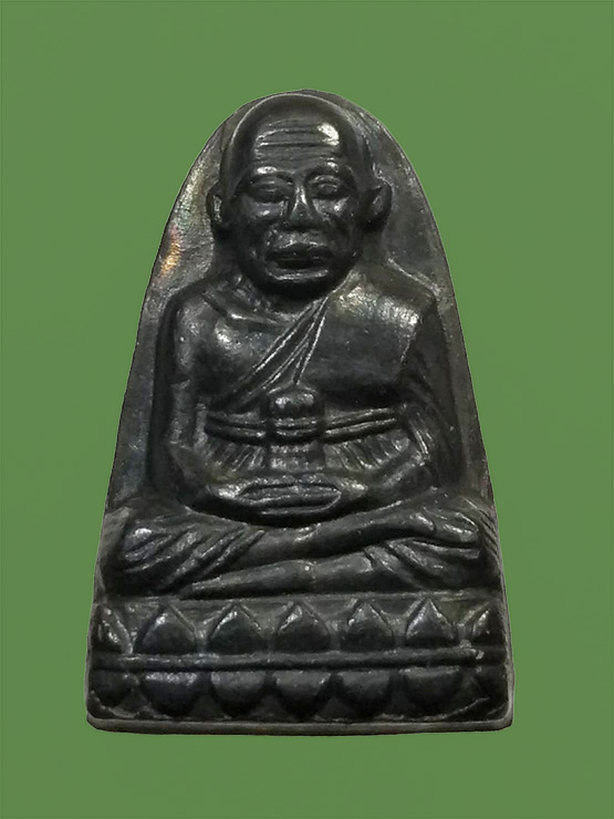 พระหลวงปู่ทวดหลังตัวหนังสือ วัดม่วง(หนองแขม) กรุงเทพฯ เนื้อกะไหล่ทอง ปี2505.........3.1