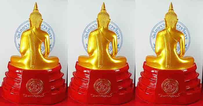 ***ยกชุด 3 องค์***พระบูชา พระพุทธโสธร เนื้อองค์สีทอง ใต้ฐานปั๊มยันต์พร้อมกล่องตราวัดบรรจุเดิมๆครับ
