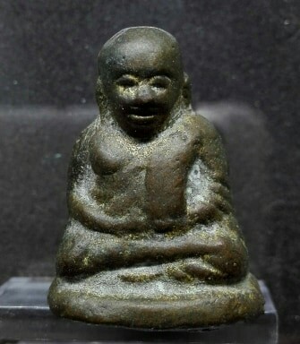 รูปหล่อ หลวงพ่อเงิน รุ่นปืนแตก ปี 2528 ผิวโลหะเก่าธรรมชาติเดิมๆ