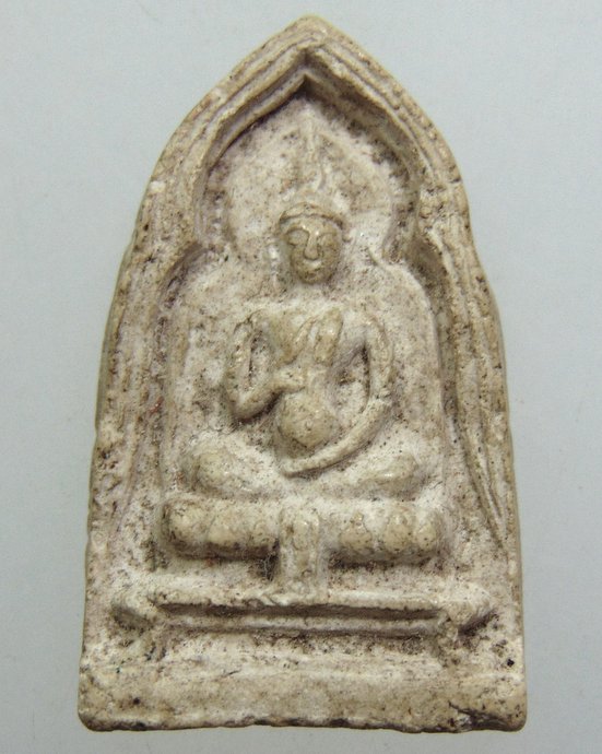 ๒๐ พระพุทธเนื้อผง