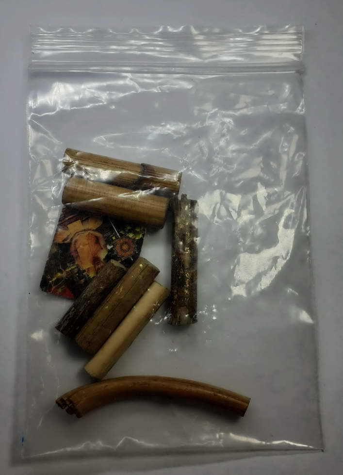 20 บาท หวายปลุกเสกไม่ทราบที่ครับ BOX3