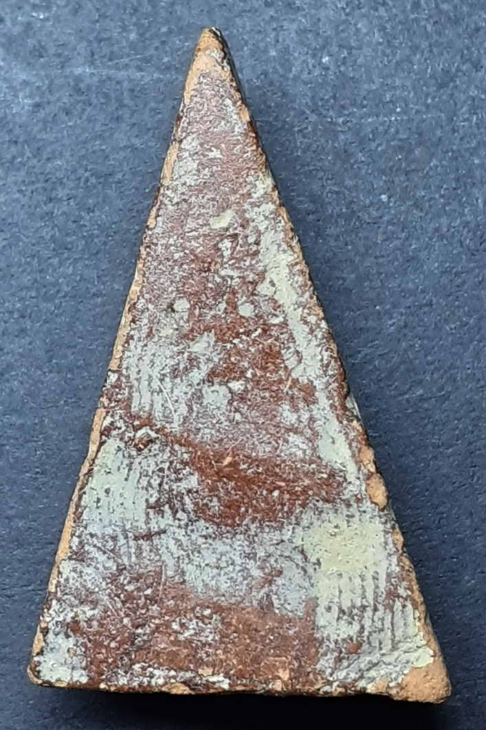 20 บาท พระเนื้อดินพิมพ์นางพยา ไม่ทราบที่ BOX2