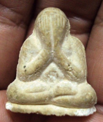 พระปิดตาหลวงปู่โต๊ะวัดหัวกระบือครับ