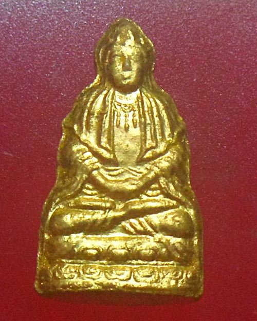 เจ้าแม่กวนอิมเนื้อผงปิดทอง วัดบวรนิเวศวิหาร สมเด็จพระญาณสังวร ทรงเมตตาอฐิษฐานจิตปี35 ชุด100องค์
