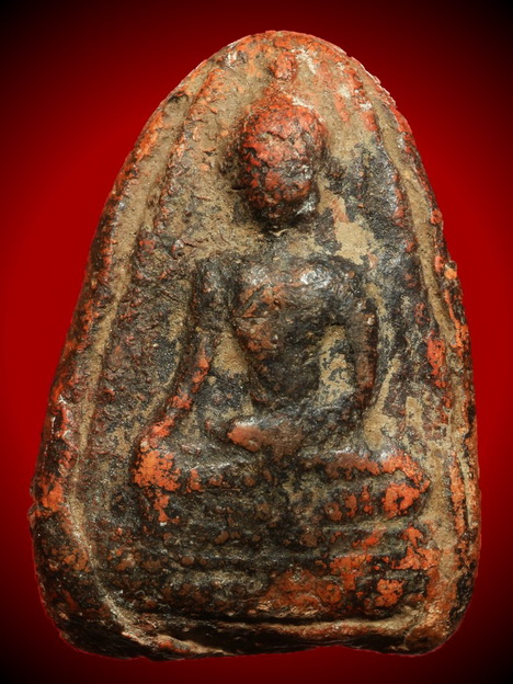 ท่ามะปรางเนื้อดินกรุพิจิตร