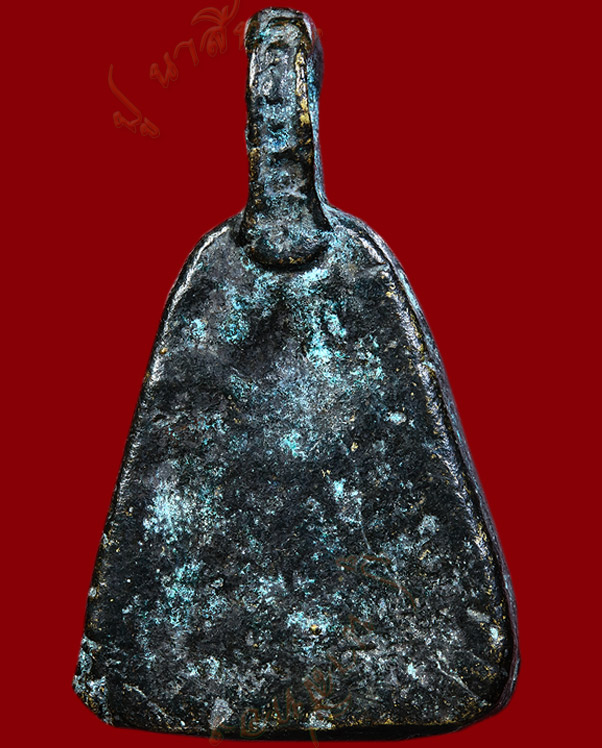 หลวงพ่อเงิน วัดบางคลาน จังหวัด พิจิตร รุ่นปืนแตก พิมพ์จอบใหญ่ ปี ๒๕๒๘ (๓) 