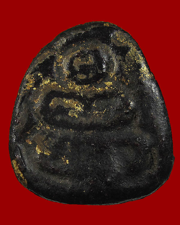 พระปิดตาหลังแบบ หลวงพ่อปาน วัดเครือวัลย์ จ.ชลบุรี