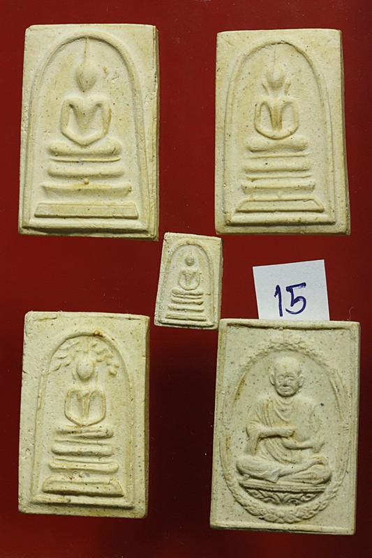 พระสมเด็จ 118 ปี วัดระฆัง ครบชุด 5 องค์ ตรายางชัด คัดสวย พร้อมกล่องเดิมและกล่องกระดาษ...../015