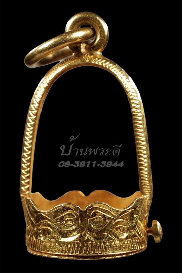 คลับทองครอบแก้ว มือ 2 สภาพสวย น้ำหนัก 3.65 กรัม