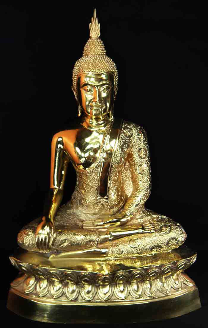 พระพุทธรูปบูชาแบบอู่ทอง เนื้อทองเหลืองเหลือขัดมัน ขนาด หน้าตัก ๙ นิ้ว จีวรลายดอกพิกุล หลวงพ่อลออ เมต