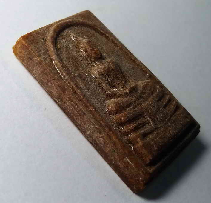 40 บาท หลวงพ่อโสธรเนื้อกระเบื้องหลังคาโบสถ์ วัดโสธรวรารามวรวิหาร พิมพ์ใหญ่ ผิวหิ้ง boxp12