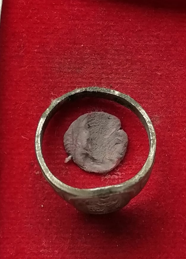 แหวนนางกวัก หลวงพ่อกวย วัดโฆสิตาราม2