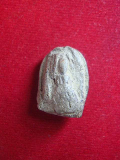 พระรอด กรุวัดโปรดเกษ จ.นนทบุรี เนื้อดิน สวยพุทธคุณเด่น