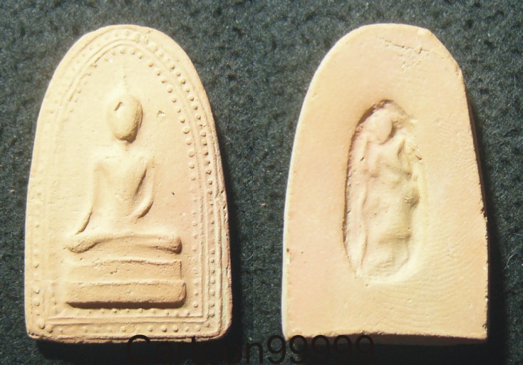 พระสรรค์นั่ง ข้างเม็ด หลังพระสิวลี หลวงพ่อกวย วัดโฆสิตาราม ชัยนาทครับ พิมพ์หายากครับผม สวย เดิมสุดๆ