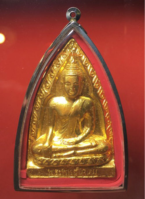 พร้อมใบประกาศนียบัตร พระพุทธโคดม เนื้อดิน (ปิดทองแท้) หลวงพ่อขอม วัดไผ่โรงวัว (วัดโพธาราม)จ.สุพรรณบุ