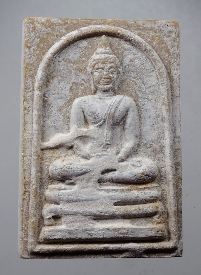 20บาท...พระสมเด็จหลวงพ่อแช่ม วัดดอนยายหอม รุ่นแช่มล้าน ปี 2534 ///D832