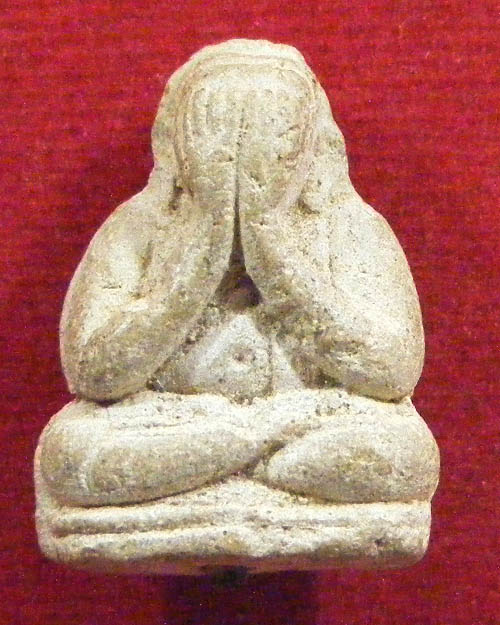   พระปิดตา เนื้อผงฝังตะกรุด ไม่ทราบที่