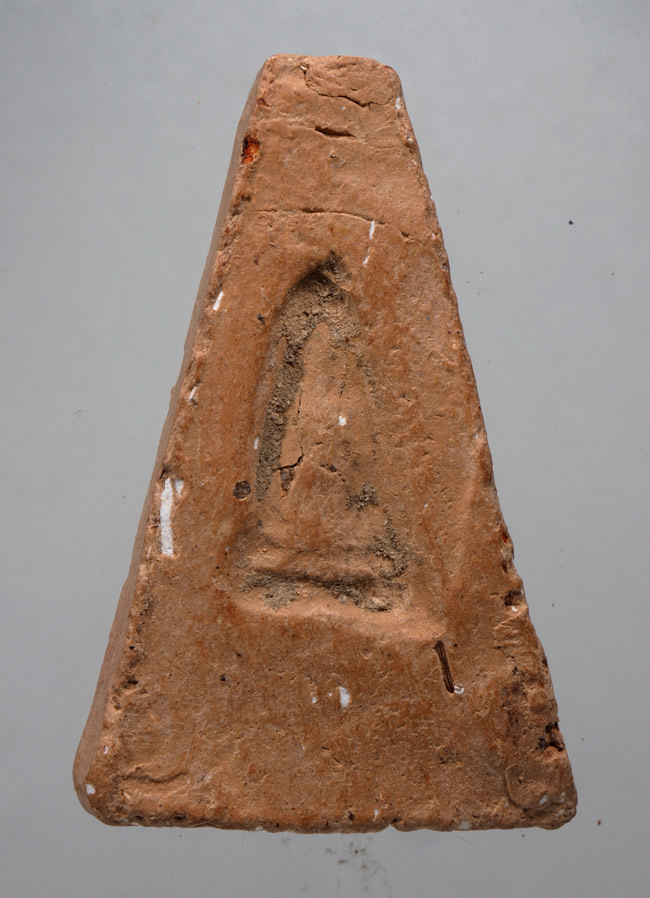 20บาท...พระผงสุพรรณ จงอางศืก เนื้อดิน///D911